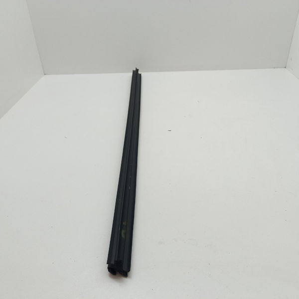 Pestana Borracha Interna Traseira Direita Honda Hrv Ex 1.8