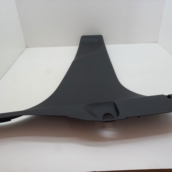 Acabamento Central Lateral Direito Honda Hrv Ex 1.8 2016