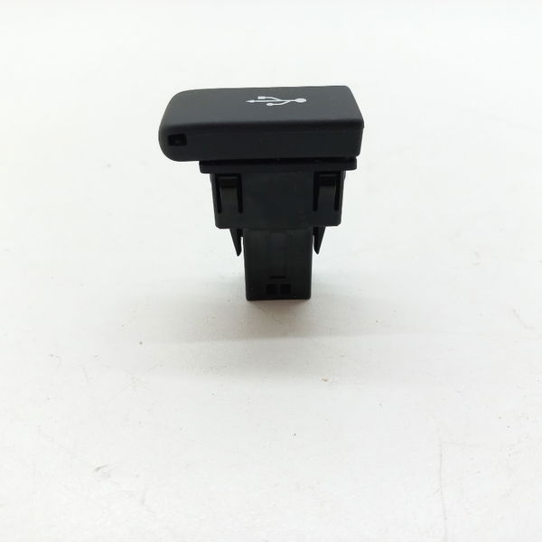 Tomada Usb Console Central Honda Hrv 1.8 2017