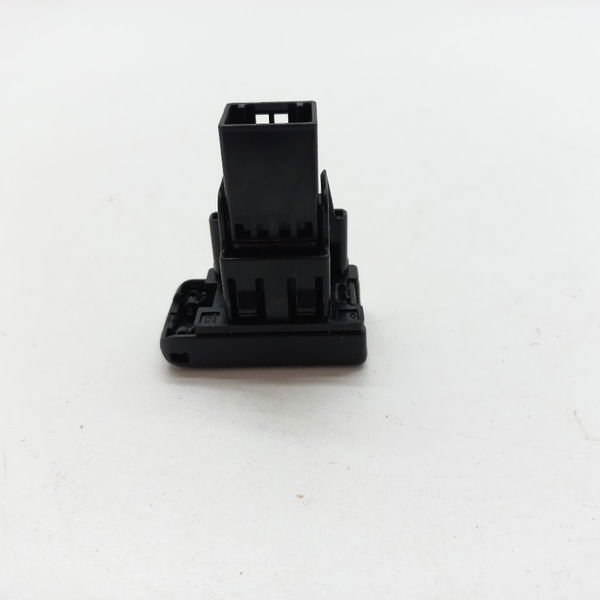 Tomada Usb Console Central Honda Hrv 1.8 2017