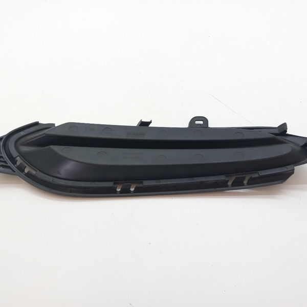 Moldura Farol Milha Lateral Direito Honda Hrv 1.8 2017