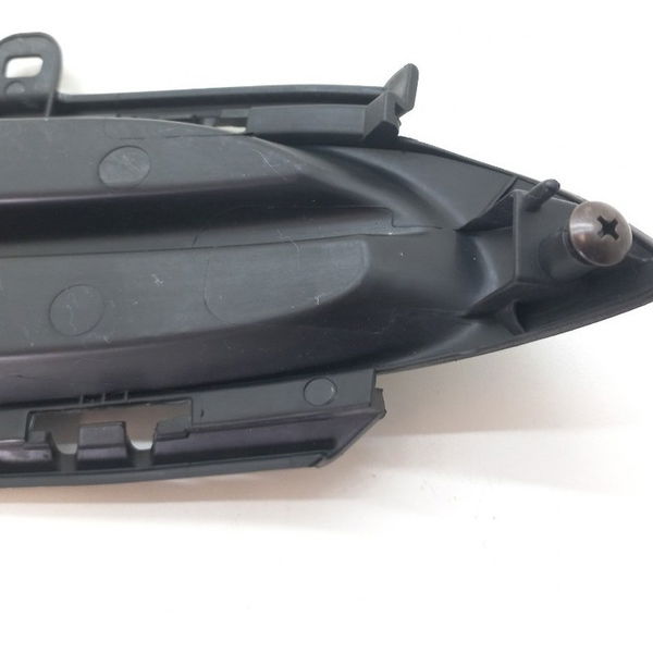 Moldura Farol Milha Lateral Direito Honda Hrv 1.8 2017