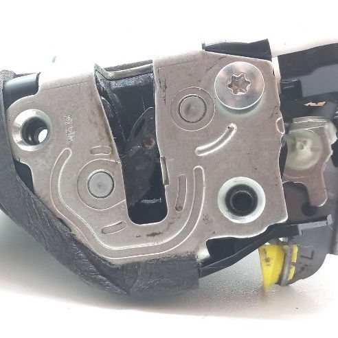 Fechadura Porta Dianteira Esquerda Honda Hrv 1.8 2017