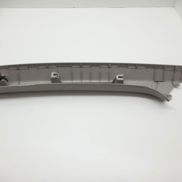 Acabamento Coluna Dianteira Direito Honda Hrv 1.8 2017