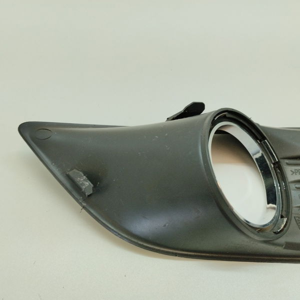 Moldura Milha C/detalhe Lado Esquerdo Ford Focus 2009/2013