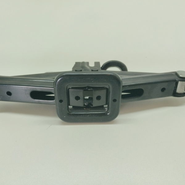 Macaco Do Estepe Sem Chave De Roda Hyundai I30 1.8 2015