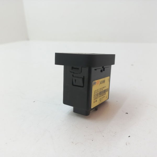 Tomada Usb Auxiliar Hyundai I30 1.8 2015