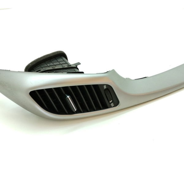 Moldura Difusor De Ar Direito Do Painel Hyundai I30 1.8 2015