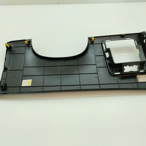 Acabamento Moldura Interna Dos Fusíveis Hyundai I30 1.8 2015
