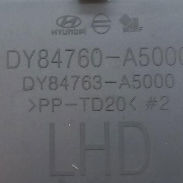 Tampa Moldura Entrada Usb Hyundai I30 1.8 2015