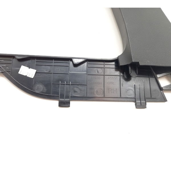 Acabamento Console Lado Direito Hyundai I30 1.8 2015