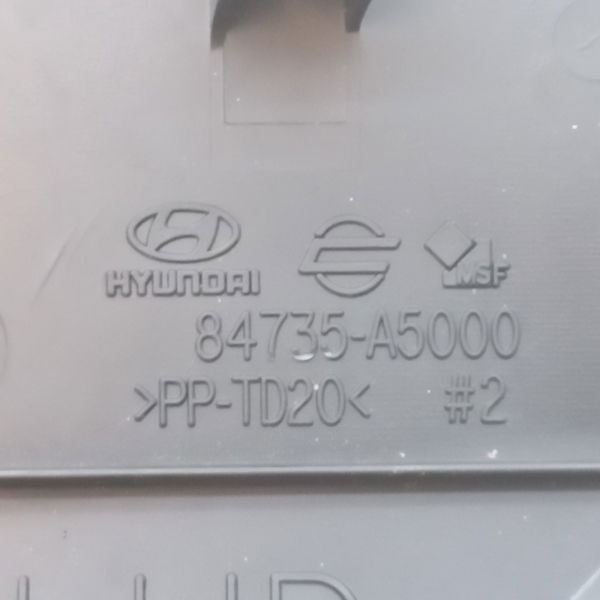 Acabamento Painel Lateral Esquerdo Hyundai I30 1.8 2015
