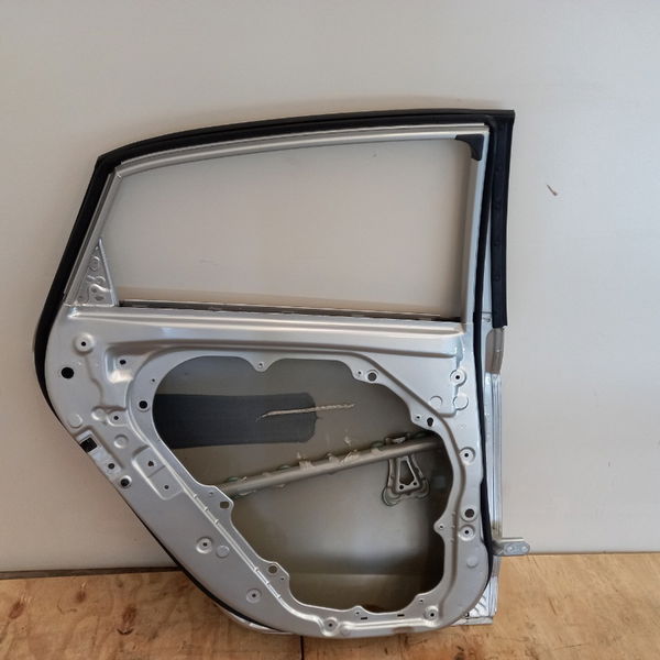 Porta Traseira Esquerda Hyundai 1.8 2015