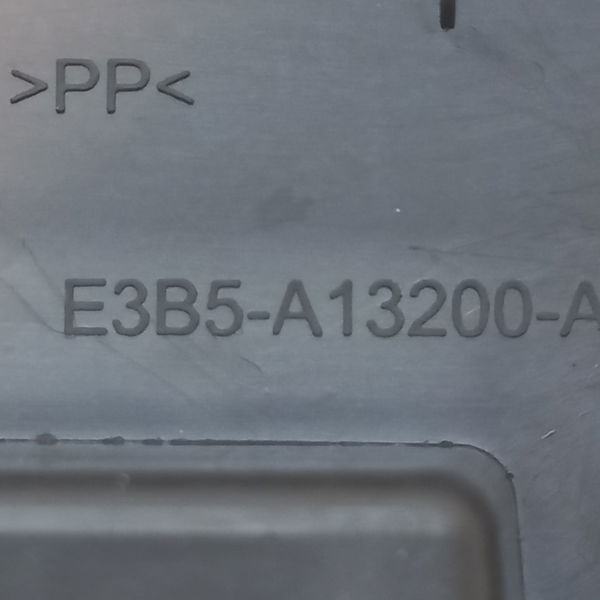 Soleira Porta Dianteira Direita Ford Ka Se 1.0 2015
