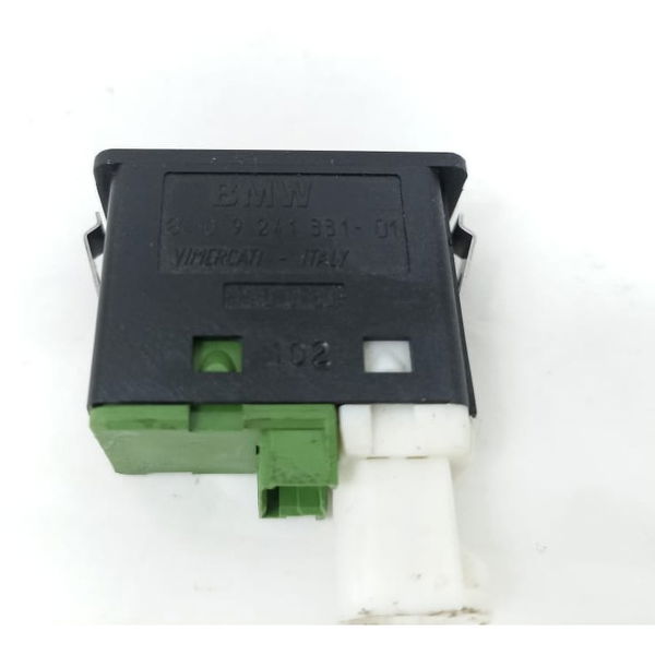 Entrada Usb Bmw X1 2013 Detalhe