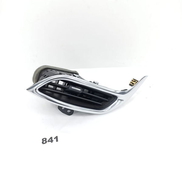 Difusor Ar Central Esquerdo Gm Equinox 2020 84211438