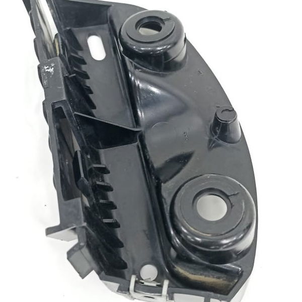 Guia Parachoque Traseiro Esquerdo Bmw 320i 2010