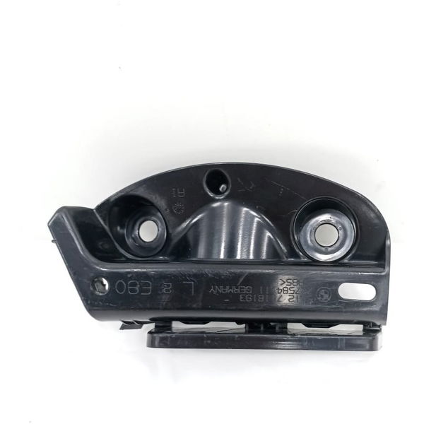Guia Parachoque Traseiro Esquerdo Bmw 320i 2010