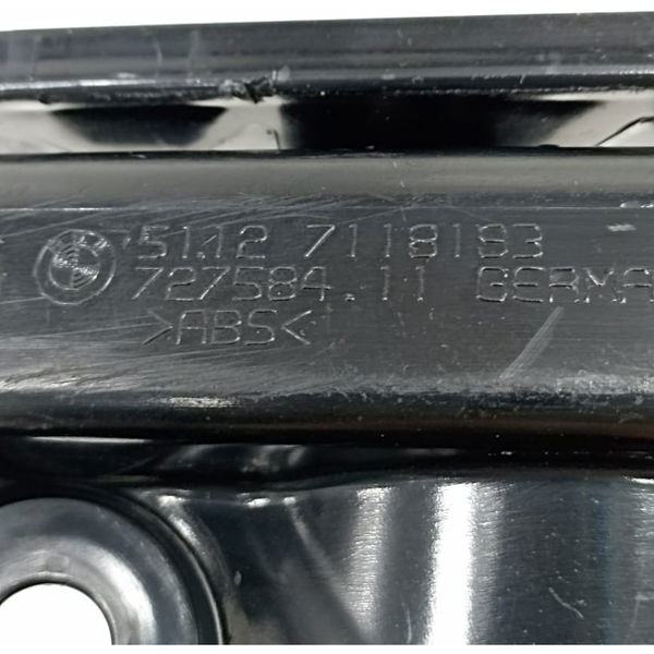 Guia Parachoque Traseiro Esquerdo Bmw 320i 2010