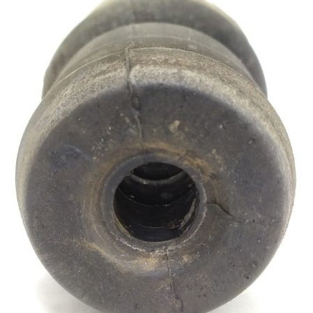 Batente Coifa Dianteiro Direito Vw Amarok 2013 A 2015
