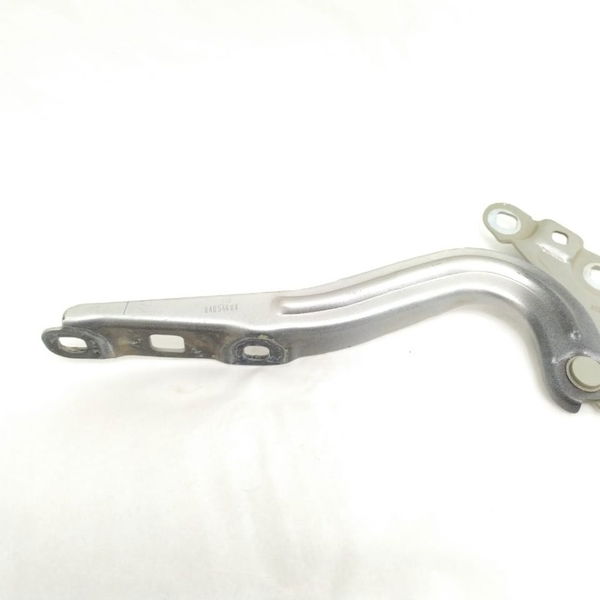 Dobradiça Direita Capo Gm Equinox 2020 84054684