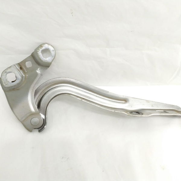 Dobradiça Direita Capo Gm Equinox 2020 84054684