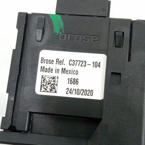 Motor Vidro Dianteiro Direito Jeep Renegade 2020 C37723-104