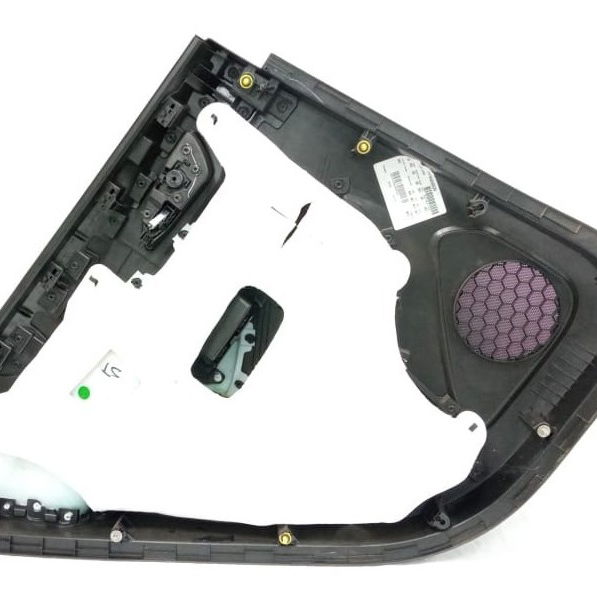 Forro Da Porta Traseira Direita Gm Equinox 2020 84658524
