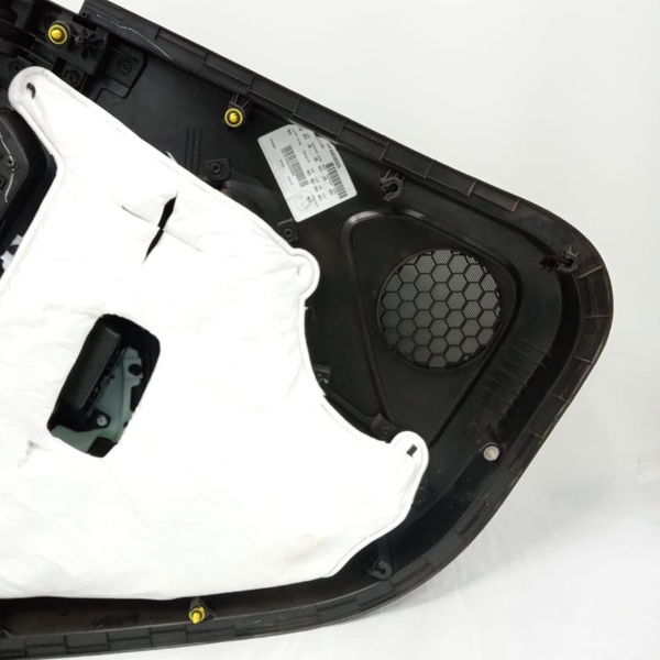 Forro Da Porta Traseira Direita Gm Equinox 2020 84658524