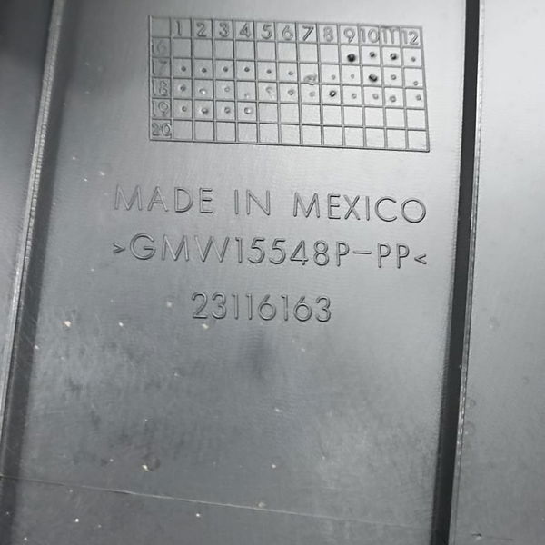 Acabamento Coluna Traseira Esquerda Gm Equinox 2020