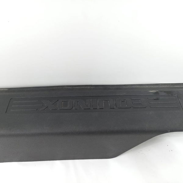 Soleira Porta Dianteira Direita Gm Equinox 2020