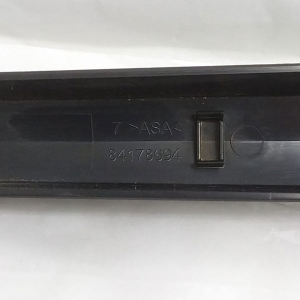 Capa Limpador Vigia Vidro Traseiro Gm Equinox 2020