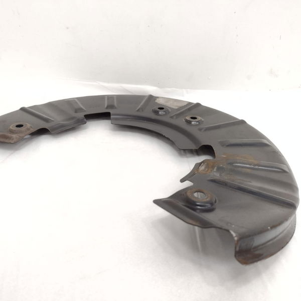 Defletor Disco Dianteiro Direito Vw Touareg V8 2008 2009