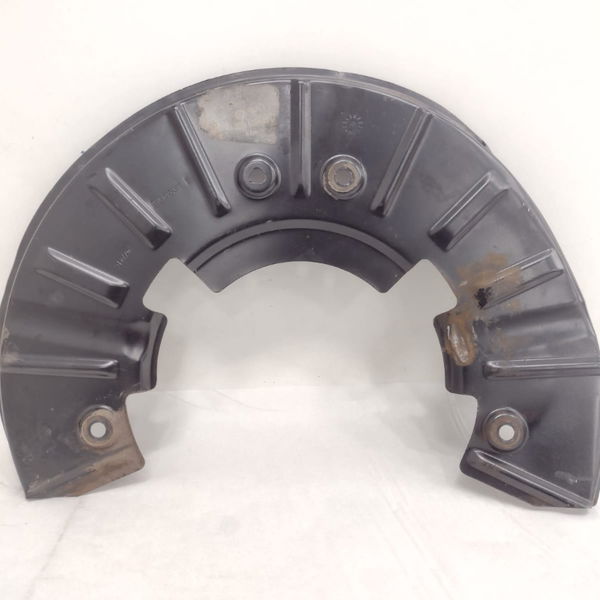 Defletor Disco Dianteiro Direito Vw Touareg V8 2008 2009