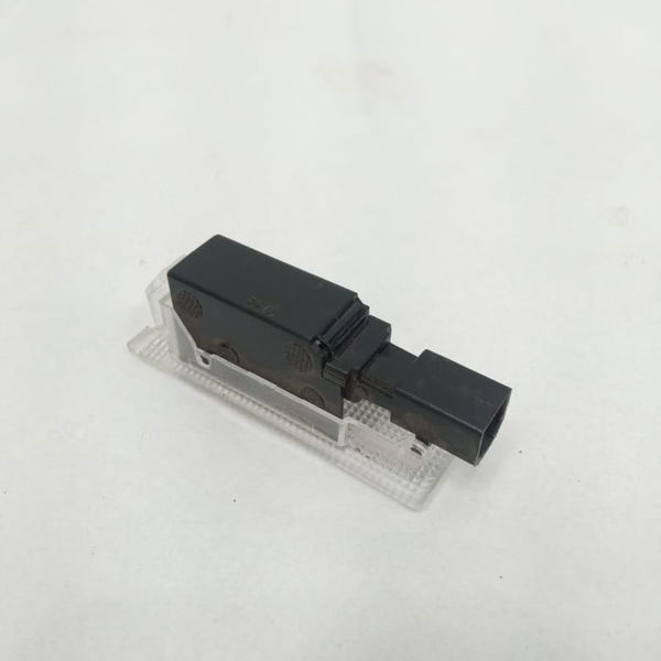 Luz Cortesia Forro Porta Malas Jeep Renegade 2018