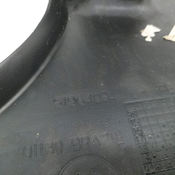 Forro Esquerdo Assoalho Jeep Renegade 2018 51964094