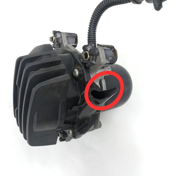 Bomba De Ar Secundária Esquerda Porsche Cayenne 2004