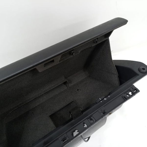 Porta Luvas Porsche Cayenne 2004 7l5857121
