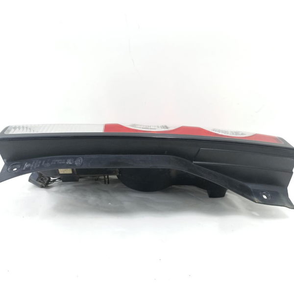 Lanterna Led Esquerda Land Rover Discovery 2010 Detalhe