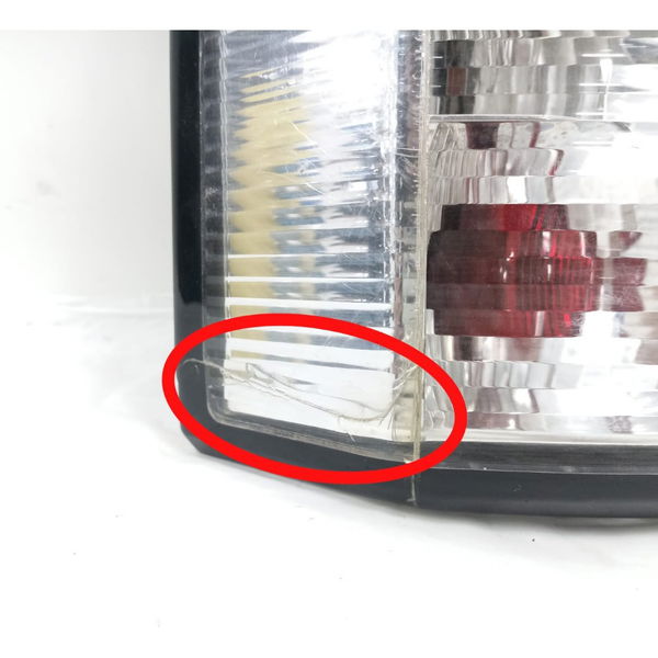 Lanterna Led Esquerda Land Rover Discovery 2010 Detalhe