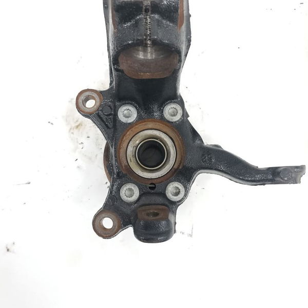 Montante Cubo Dianteiro Direito Vw Jetta 2017