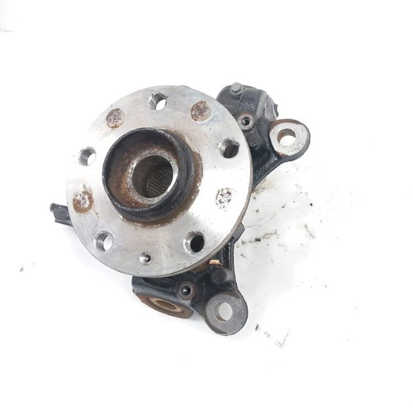 Montante Cubo Dianteiro Direito Vw Jetta 2017