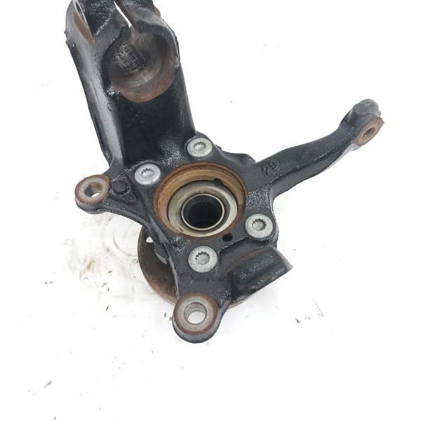 Montante Cubo Dianteiro Direito Vw Jetta 2017