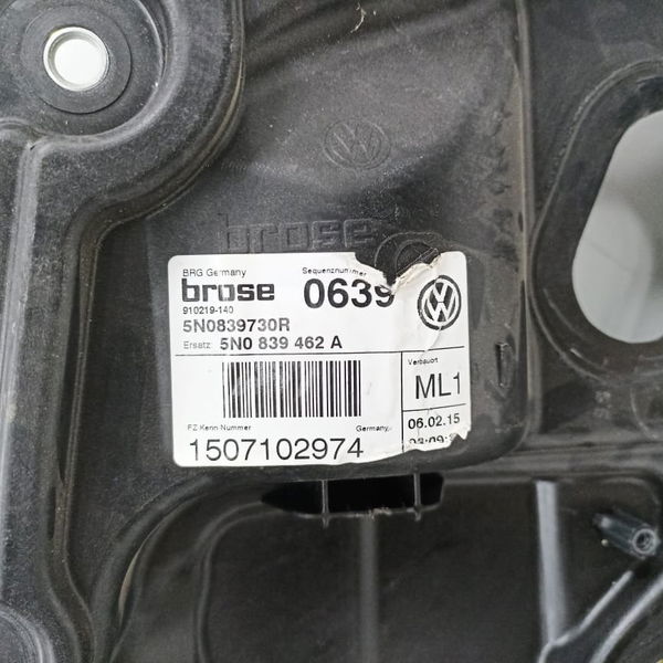 Máquina De Vidro Traseiro Direito S/motor Vw Tiguan 2016