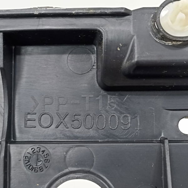 Suporte Soleira Esquerda Land Rover Discovery 2010