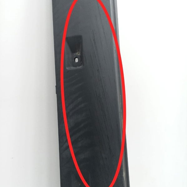 Spoiler Lateral Direito Land Rover Discovery 2010 