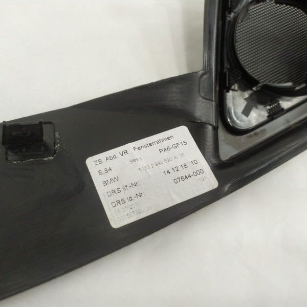 Guarnição Dianteira Direita Bmw X1 2013 07644000