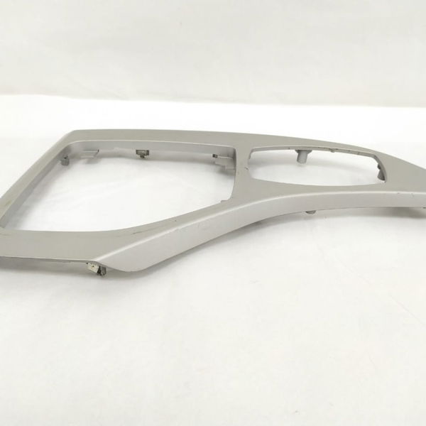 Moldura Console Central Bmw X1 2013 Detalhe