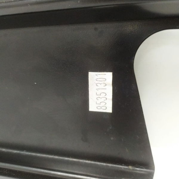 Acabamento Coluna Porta Traseira Direita Bmw X1 2013