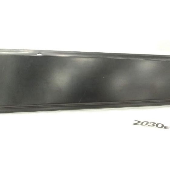 Acabamento Coluna Porta Traseira Direita Bmw X1 2013